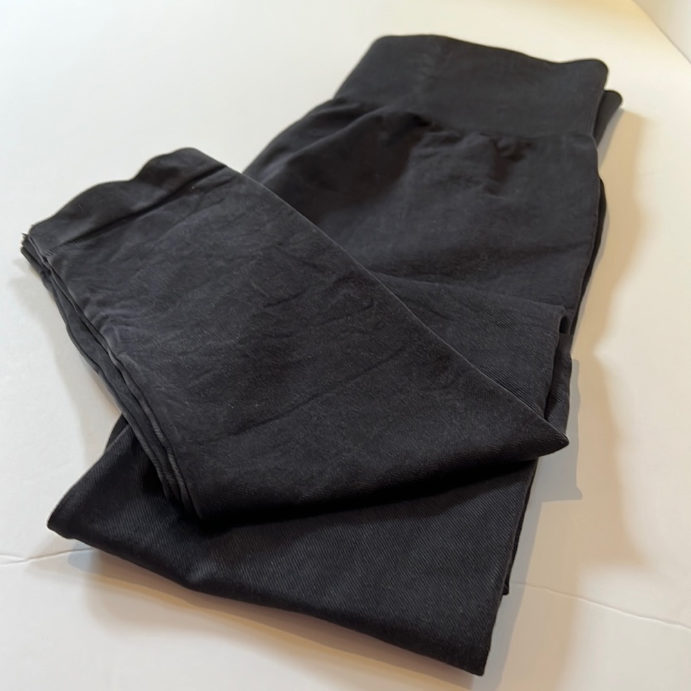Nikibiki Leggings Black Mineral Washed Full Length